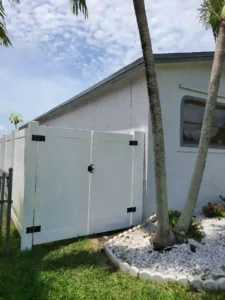 Vinyl Fence & Gate Installation – North Lauderdale FL