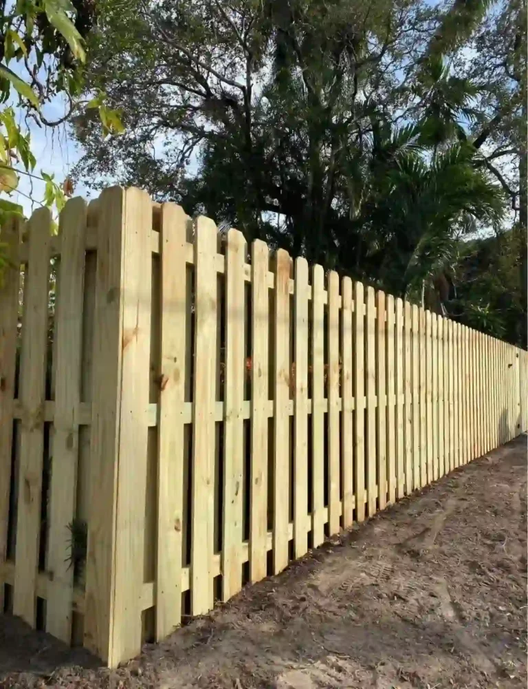 Wood fence installation in Fort Lauderdale, Florida