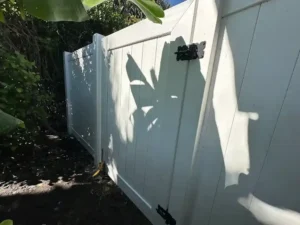 PVC Gate & Vinyl Fence Installation in Boca Raton
