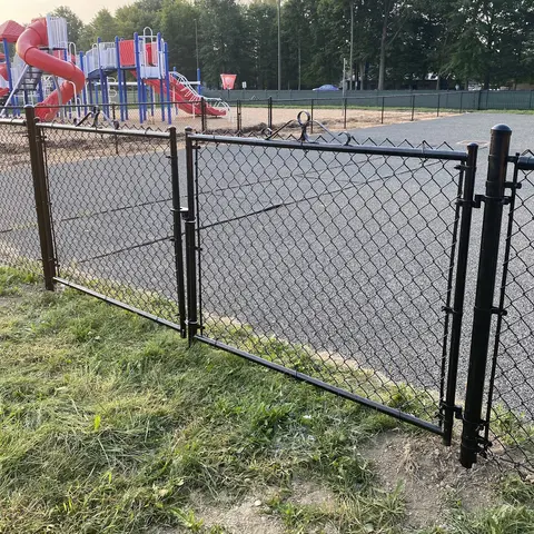 Commercial galvanized chain-link fence in Sunrise, Broward County by American Depot Fence Contractors.