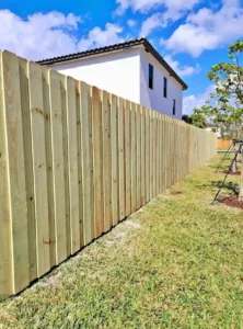 Wood fence installation in Sunrise, Florida
